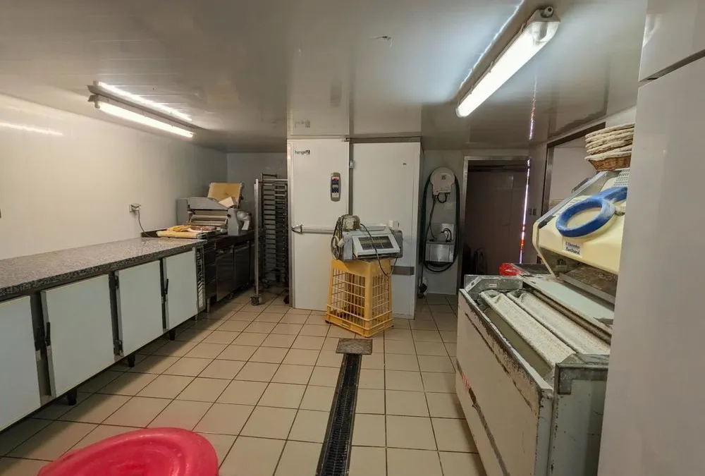 Photo 3