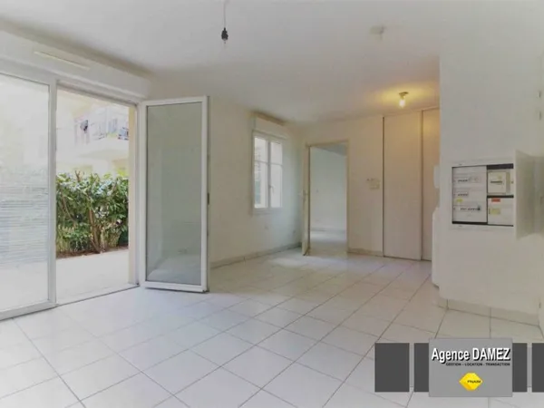 Dourdan - Appartement 2 pièces avec jardin privatif - parking