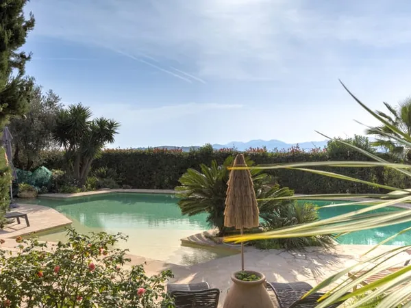 Villa avec piscine vue mer quartier Notre Dame de Vie