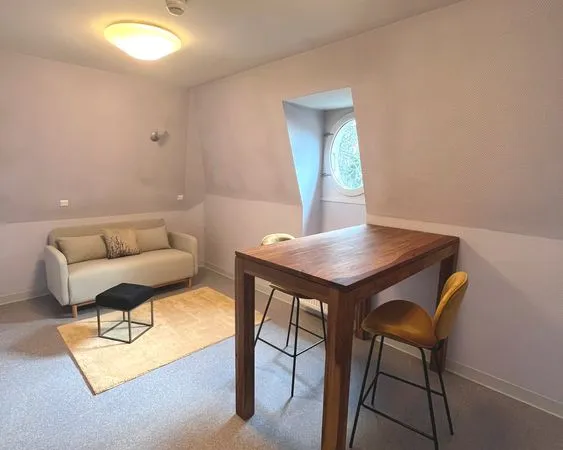 Studio meublé