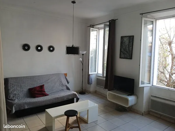 T1 bis 40 m2 Marseille centre 6ème calme