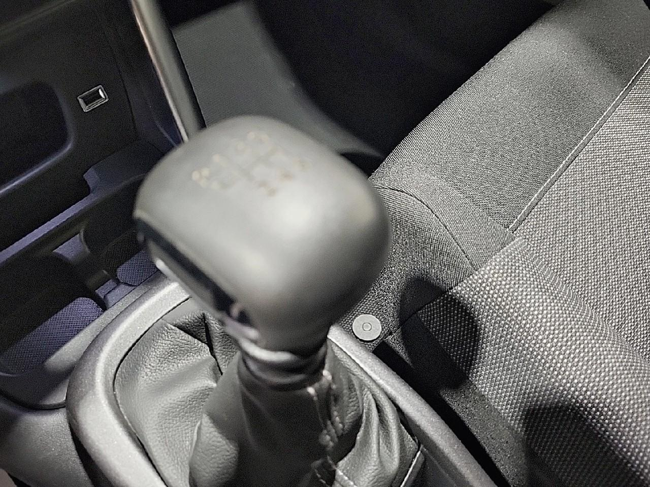 Citroën C3 Aircross puretech 110 s&s bvm6 shine — photo 17