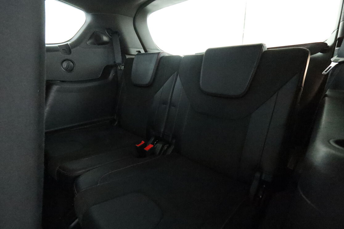 Ford S-Max 2.0 EcoBlue ST-Line Auto — photo 15