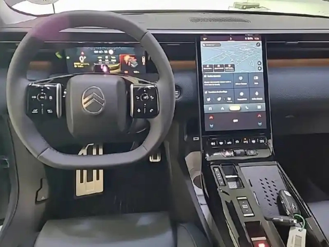 Citroën C5 Aircross hybride 145 ch e-dcs6 — photo 41
