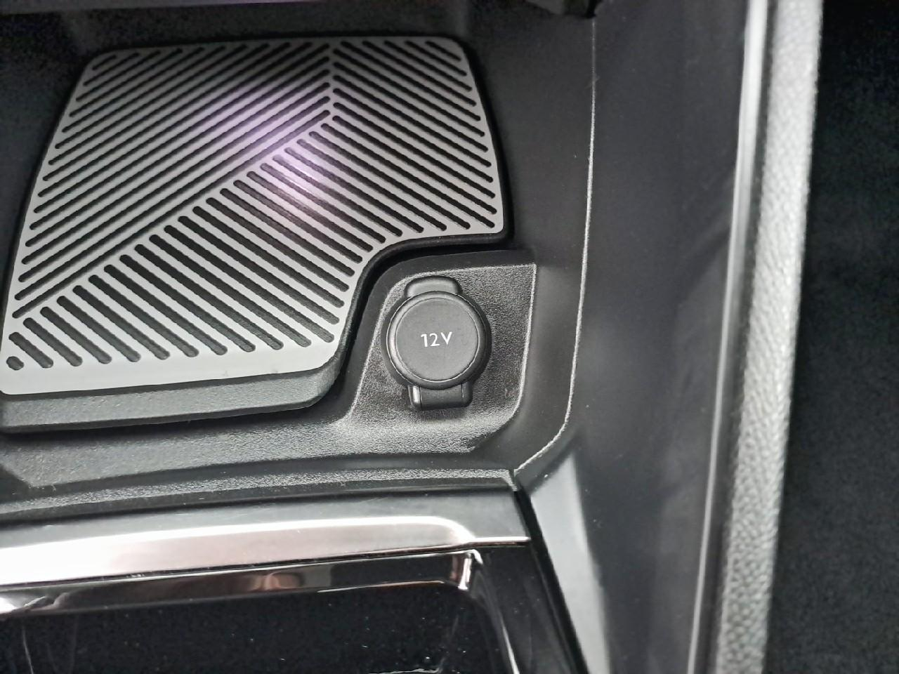 Citroën C4 puretech 130 eat8 max — photo 22