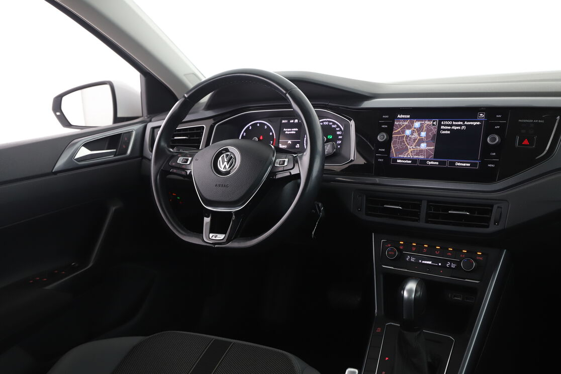 Volkswagen Polo 1.0 TSI R-Line DSG7 — photo 12