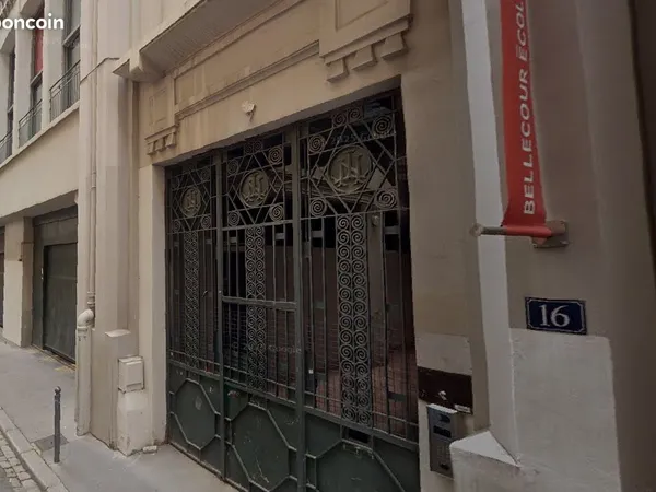 Location place de parking - lyon 2
