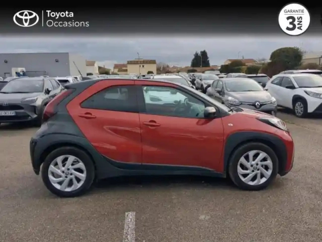 Toyota Aygo x 1.0 vvt-i 72ch design — photo 10