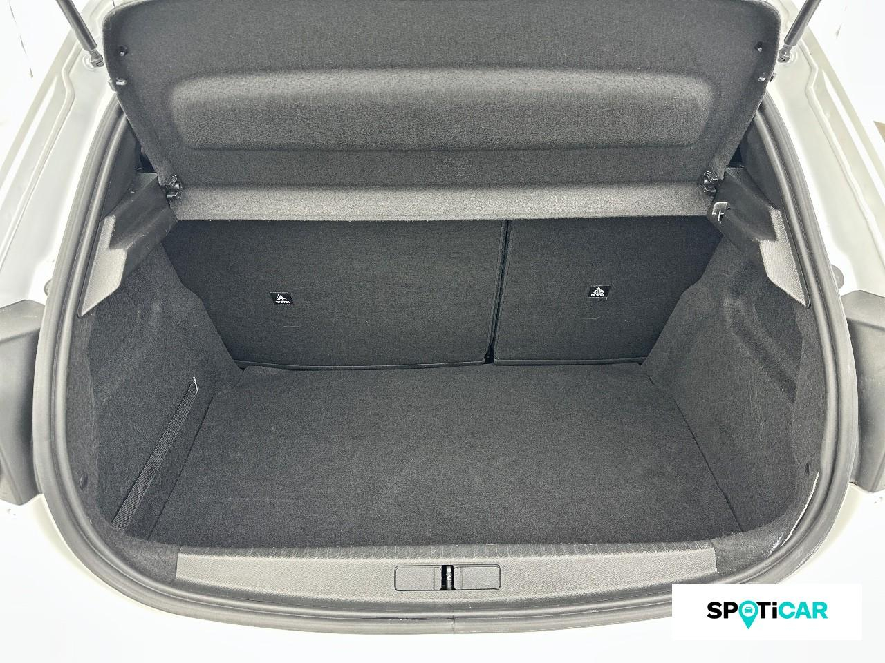 Peugeot 208 1.2 puretech 100ch s&s style 118g — photo 6