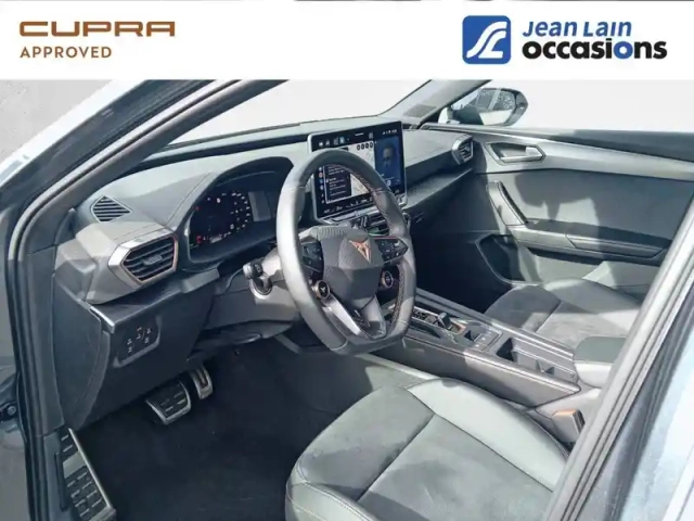 Cupra Leon sportstourer 1.5 etsi hybrid 150 ch dsg7 — photo 55