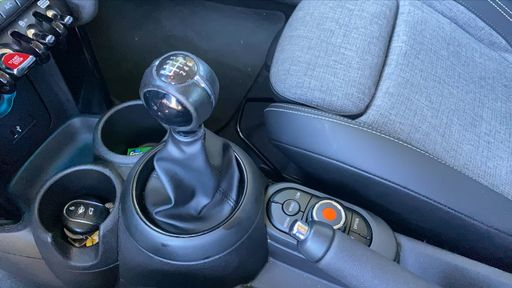 Mini Mini 1.5  Cooper 136 - Yours – 2021 – 81206 km – Essence – Boîte Manuelle — photo 7