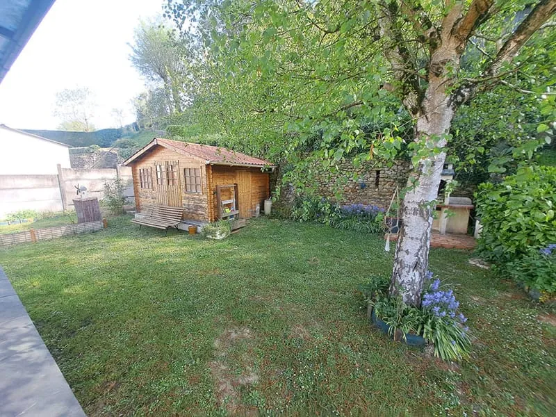 Photo 9