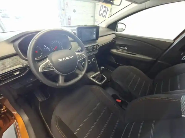 Dacia Sandero eco-g 100 — photo 9