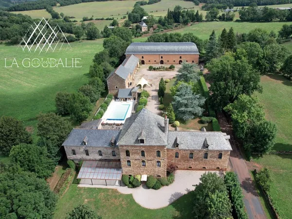 Maison de luxe 60 pièces 1100 m²