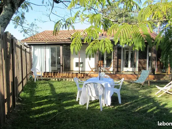 Maison meublée et équipée avec jardin - toutes charges comprises