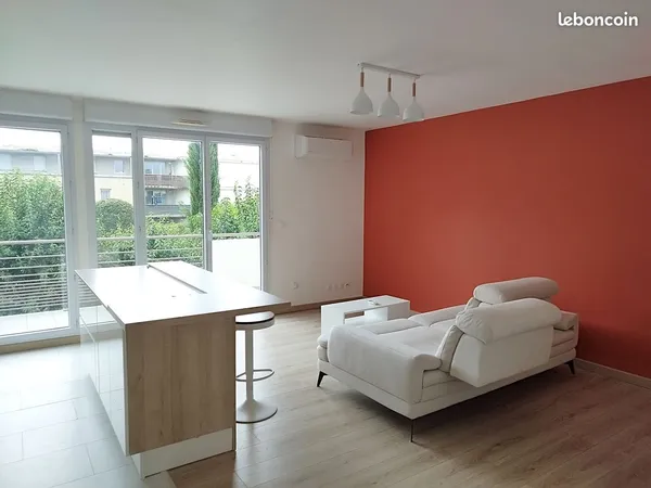 Agroparc, très joli T2 climatisé de 45 m² avec grand balcon