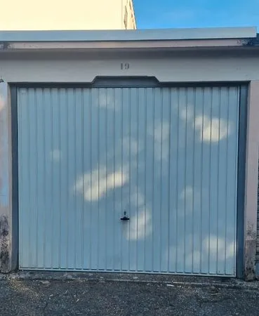 Box Garage sécurisé 13m2