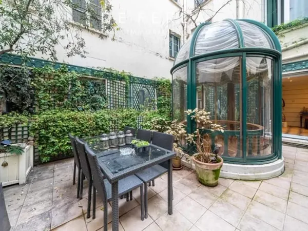 Appartement 7 pièces 300 m²
