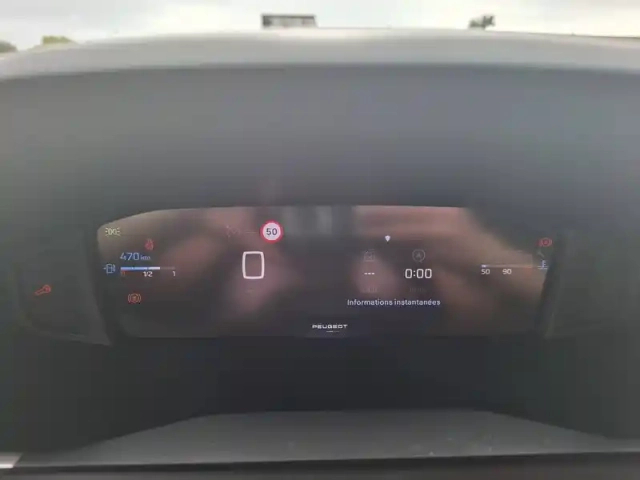 Peugeot 208 puretech 100 s&amp;s bvm6 — photo 28