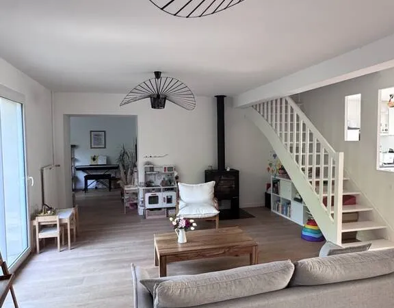Maison 6 pièces 140 m²