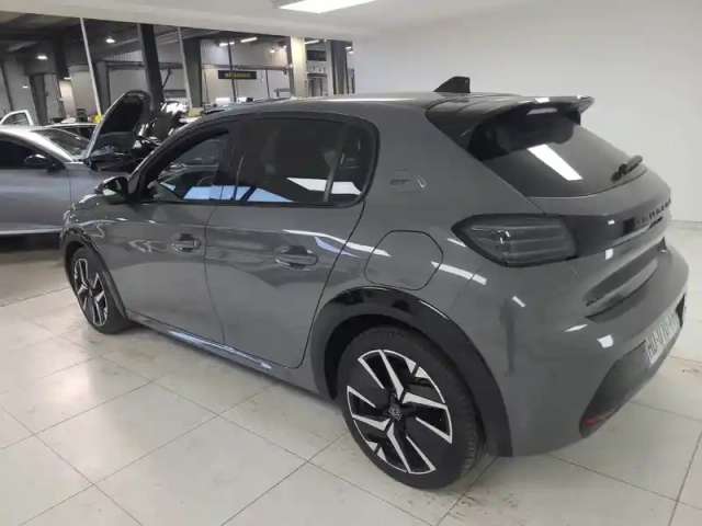 Peugeot 208 hybrid 110 e-dcs6 — photo 4