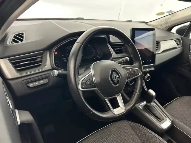 Renault Captur blue dci 115 edc — photo 20