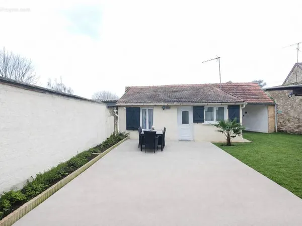 Maison et son terrain 1000 m2
