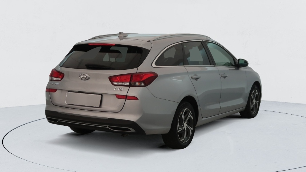 Hyundai i30 — photo 5