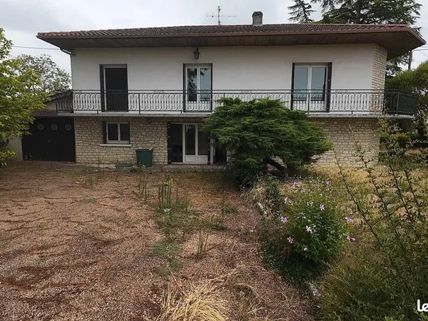 Propriété 8 pièces 168 m²