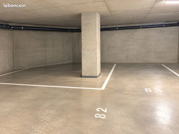 Parking a vendre