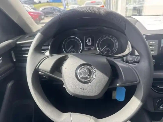 Skoda Kamiq 1.0 tsi 95ch active — photo 7