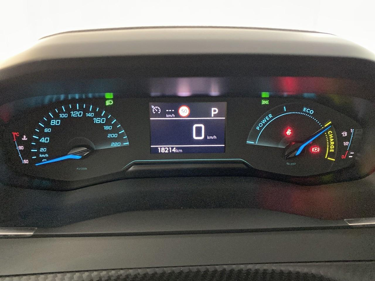 Peugeot 2008 hybrid 136 e-dcs6 style — photo 13