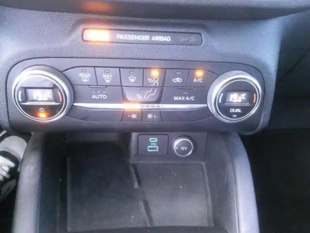 Ford Kuga 2.5 duratec 225ch powersplit phev titanium ecvt — photo 15