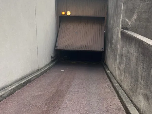 Sous location place de parking souterraine Avenue de Fontainebleau Kremlin Bicetre