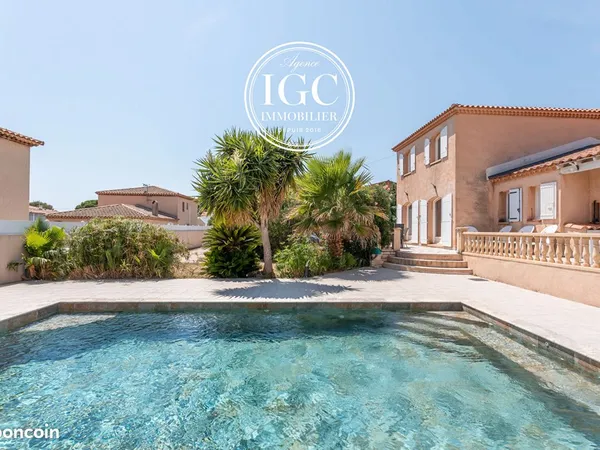Villa 5 pièces 166 m²