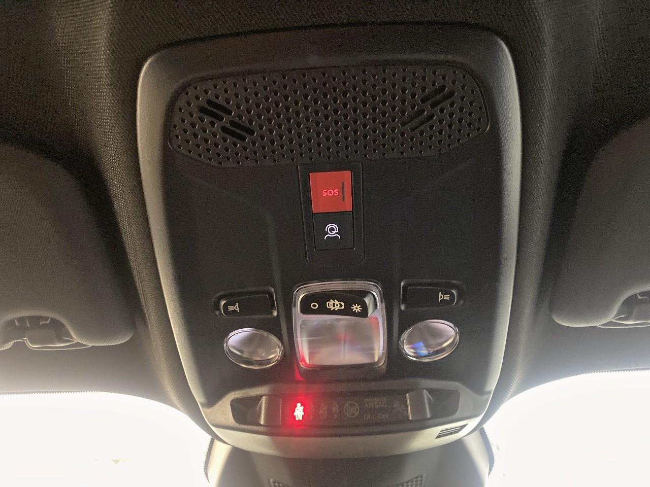 Peugeot 2008 hybrid 145 ch e-dcs6 allure — photo 19