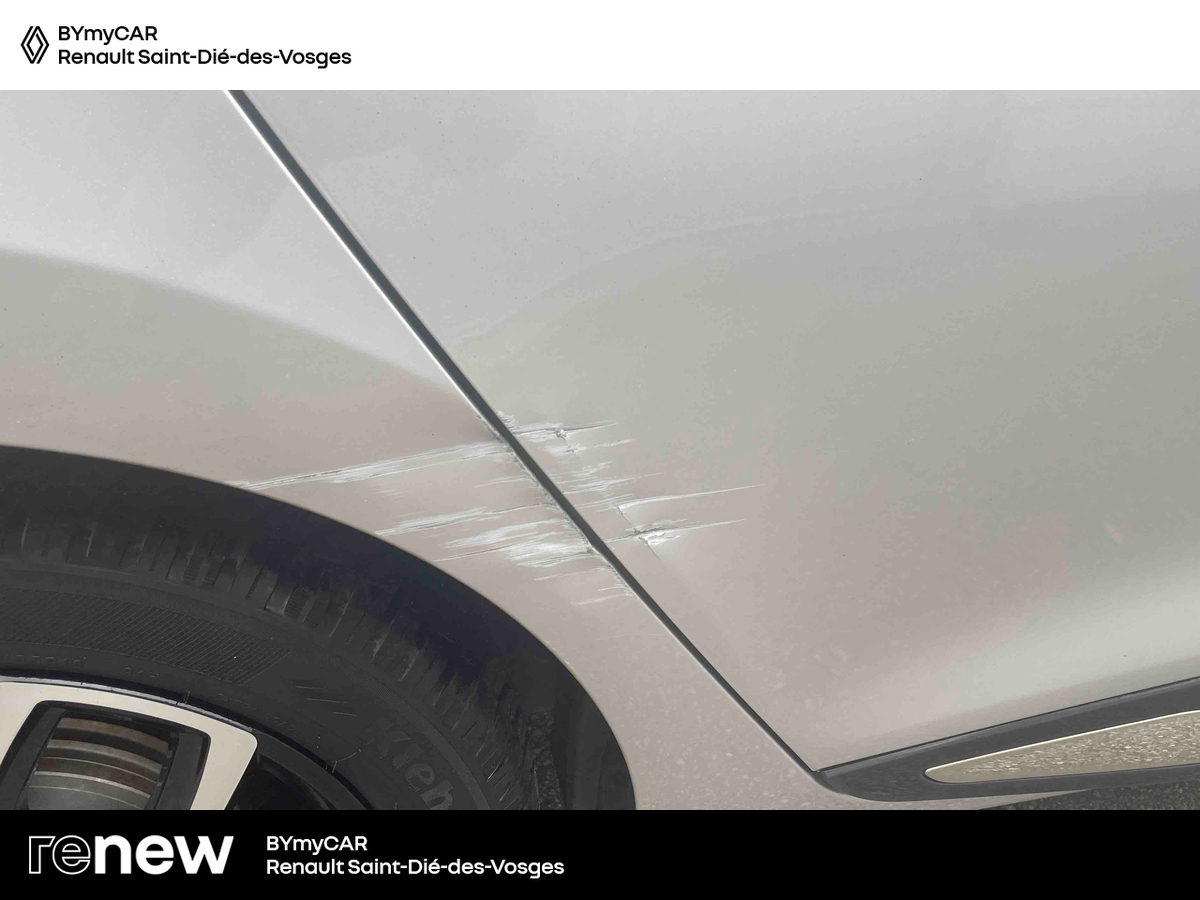 Renault Clio TCe 90 E6C — photo 23