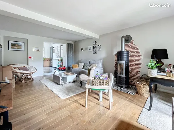 Maison familiale - 4 chambres - Gare à 2 min à pied