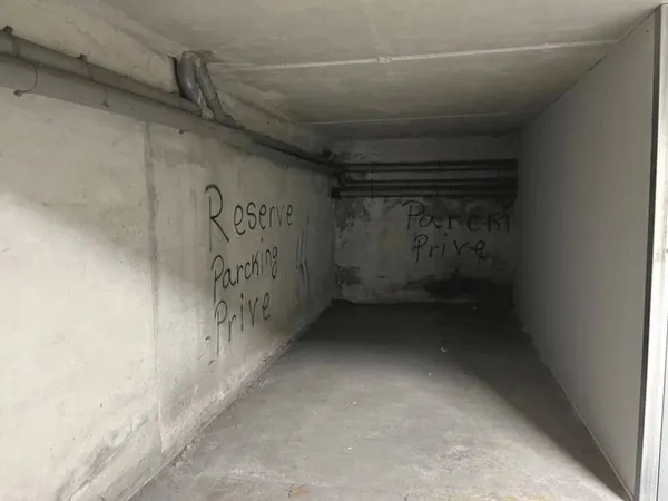 Parking 13 m²