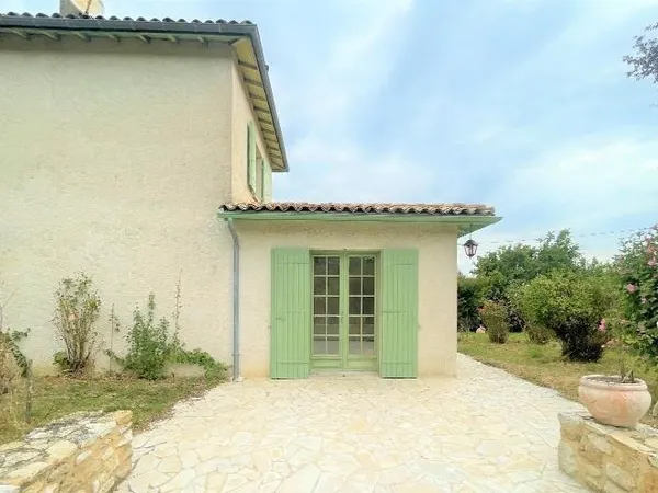 Maison 5 pièces 149 m² à Gensac 