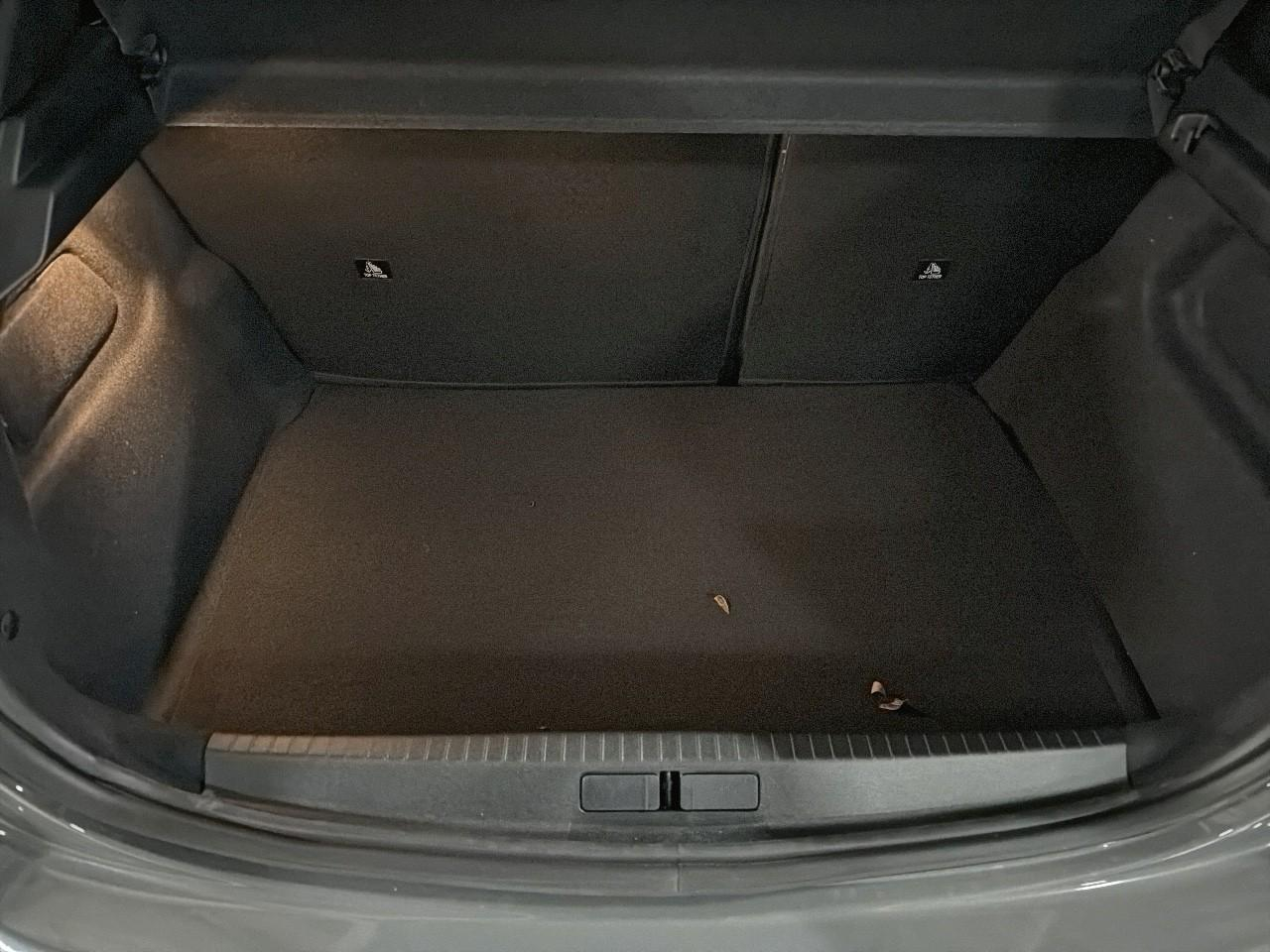 Peugeot 208 hybrid 110 e-dcs6 allure — photo 6