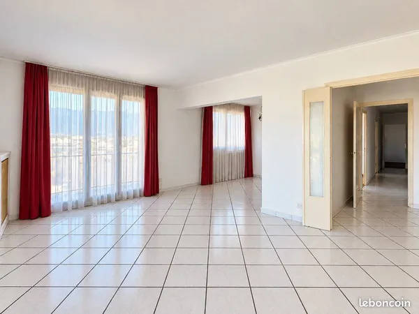 Appartement 5 pièces 105 m²