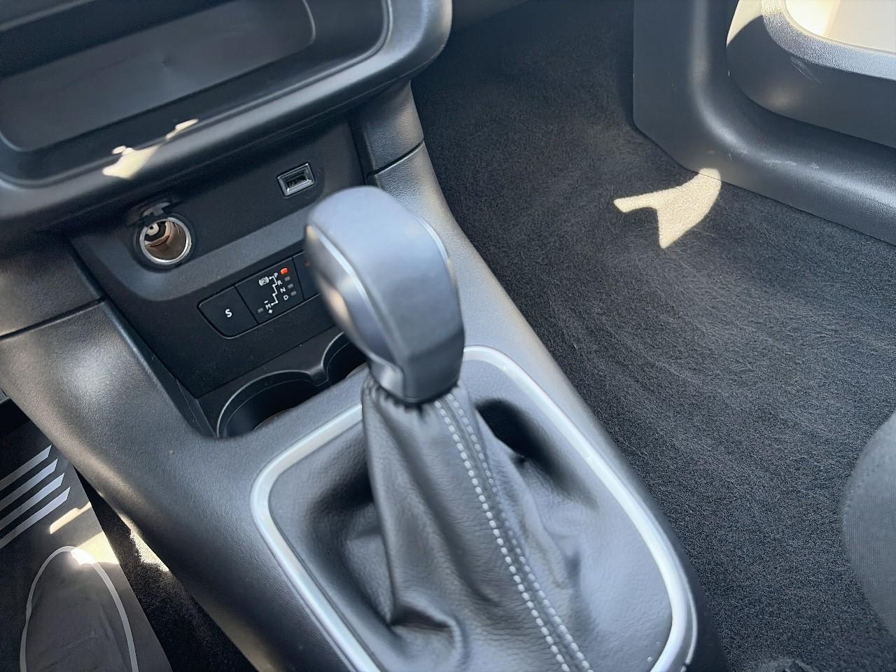 Citroën C3 1.2 puretech 110ch s&s max boite automatique — photo 21