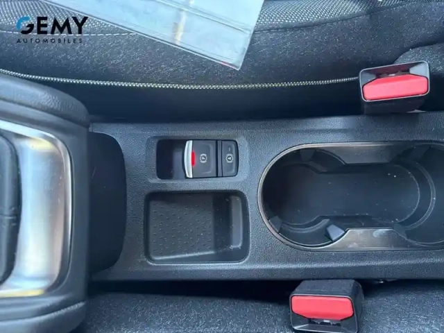 Renault Captur tce 115 ch — photo 30