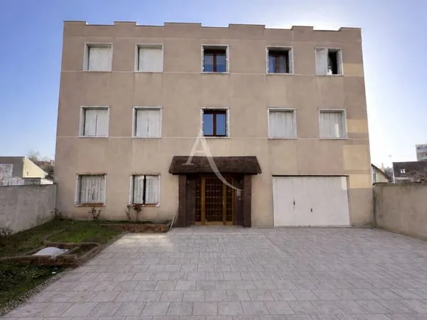 Hôtel 509 m²