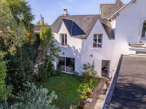 Maison 8 pièces 191 m²