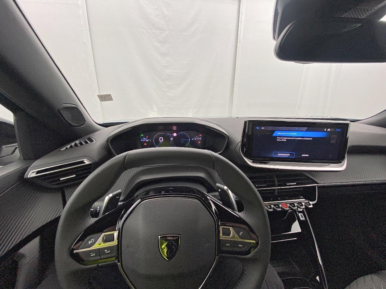 Peugeot 2008 hybrid 145 ch e-dcs6 allure — photo 12