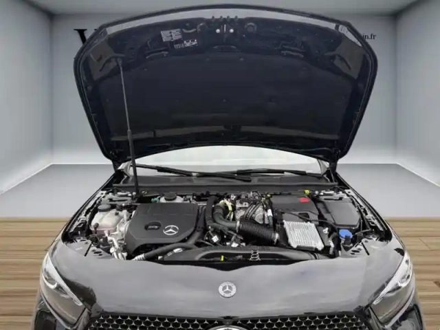 Mercedes Classe A 250 e hybrid eq amg line — photo 3