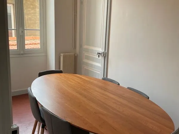 Location bureau dans locaux professionnels 15 m² Nice (06000) 530 HT