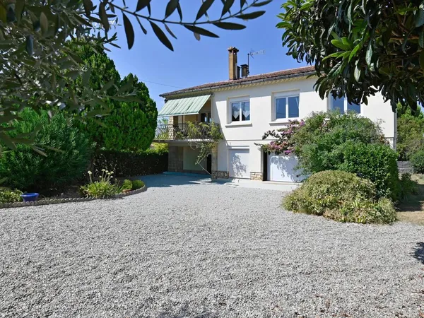 Maison de 4 pièces de 118 m² à Connaux
